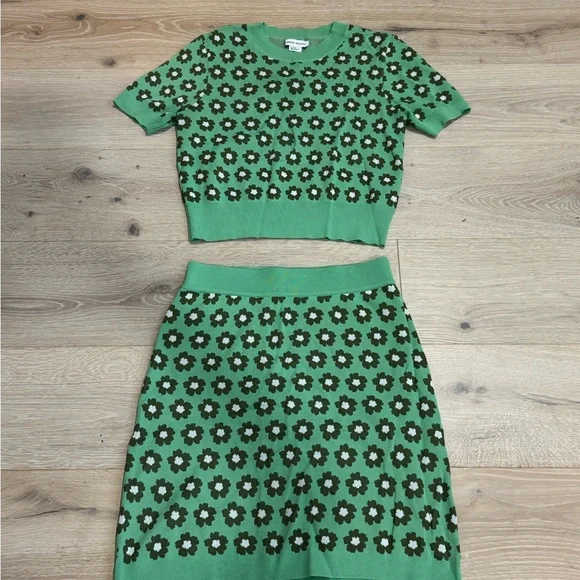 Green retro Floral Knit shirt/skirt set - Picture 10 of 12